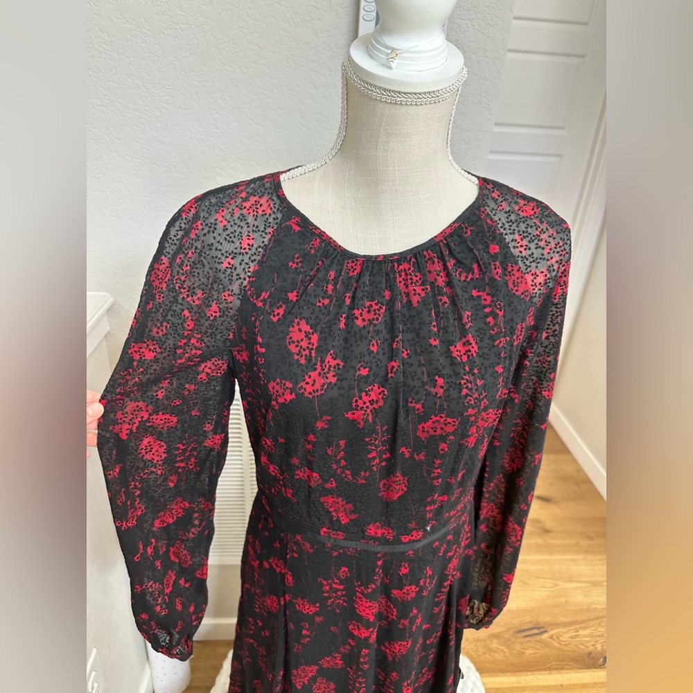 Tommy Hilfiger long sleeve midi size 8 dress.